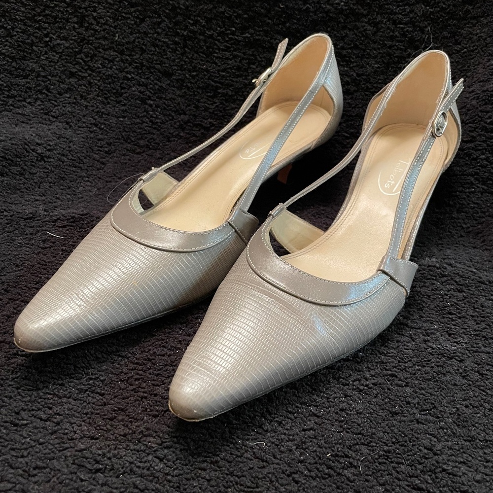 Talbots Grey textured heels